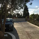 Magna Grecia לינה וארוחת בוקר Lazzaro
