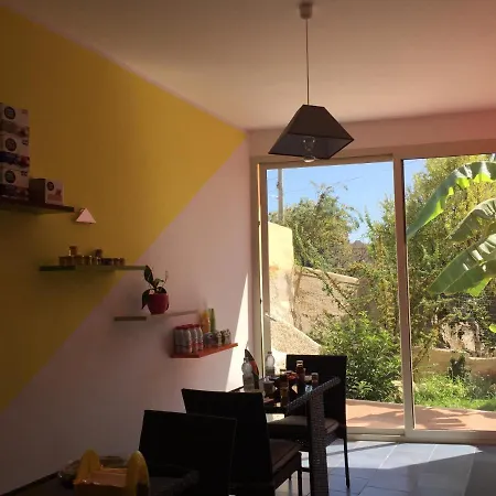 לינה וארוחת בוקר Magna Grecia 4*