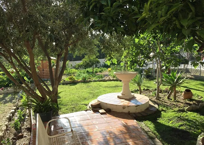 Alojamento de Acomodação e Pequeno-almoço Magna Grecia 4*