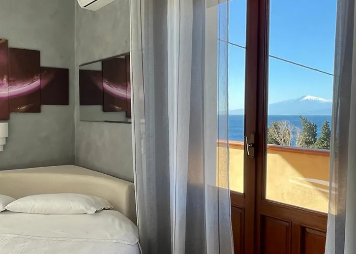 Alojamento de Acomodação e Pequeno-almoço Magna Grecia Lazzaro